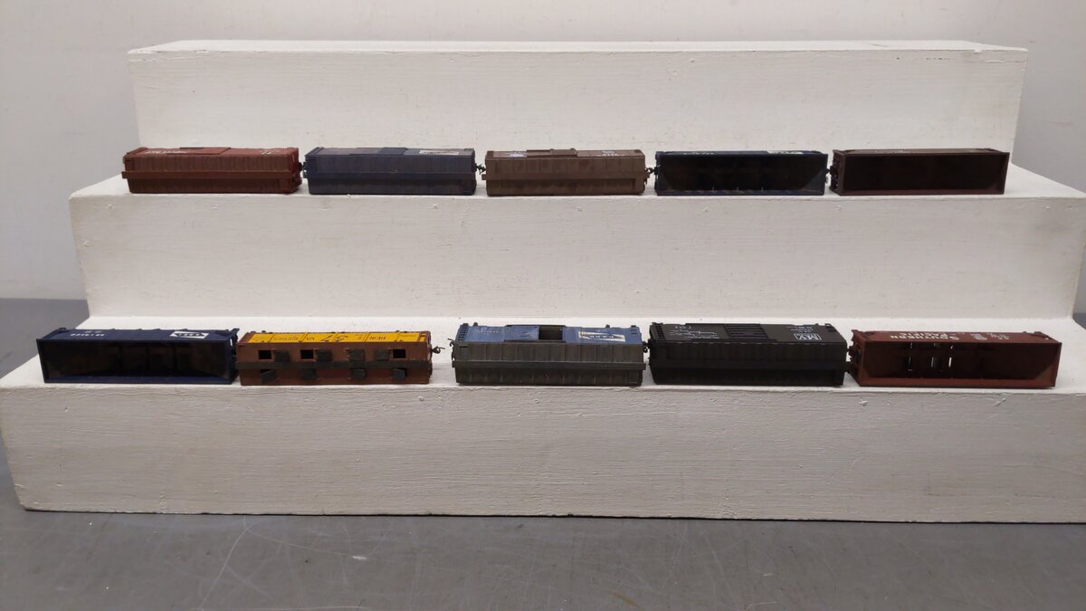 Varney, Mantua & Other CUSTOM HO Scale Assorted Freight Cars: 275169, 64812 [10]