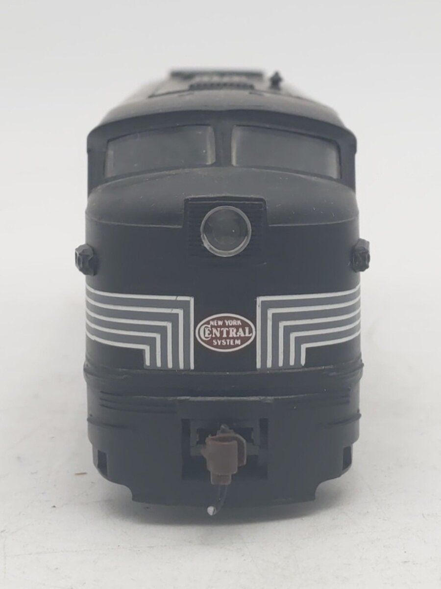 Walthers 931-212 HO NYC Alco FA-1 Diesel Locomotive #1043 VG