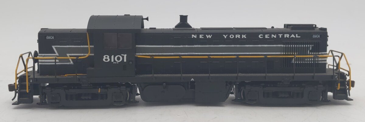 Atlas 8858 HO Scale New York Central RS-1 Alco Diesel Locomotive #8101 EX