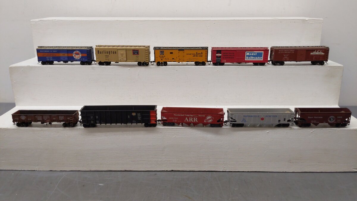 Varney & Other CUSTOM Assorted Freight Cars: 8293, 467109, 289, 1351, 61417 [10]