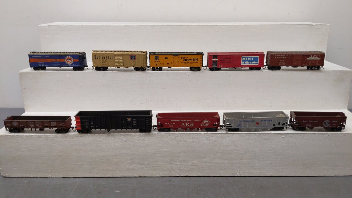 Varney & Other CUSTOM Assorted Freight Cars: 8293, 467109, 289, 1351, 61417 [10]