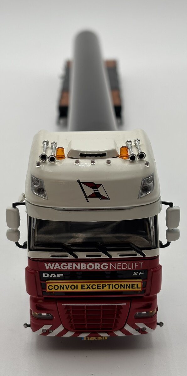 WSI 01-1144 1:50 Wagenborg DAF XF 105 6x2 SSC + Semi Dieplader (3 AS) + Buis LN/Box