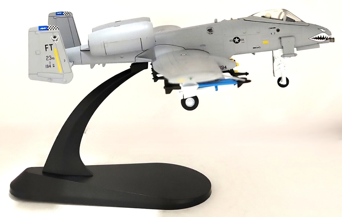 WLTK A-10A 1:100 Die-Cast 