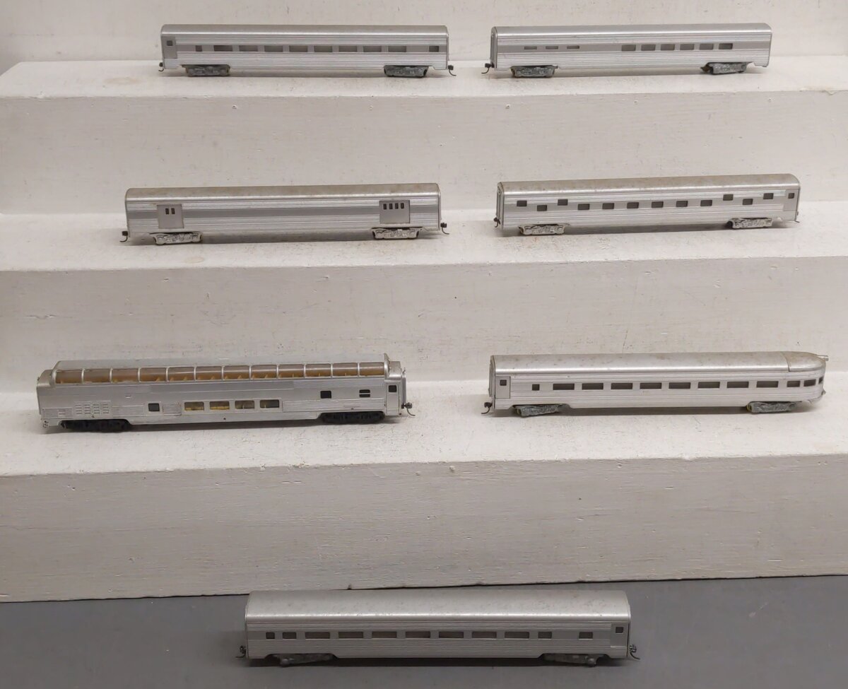 Bachmann & Other HO Scale Assorted Silver Passenger Cars [7] VG