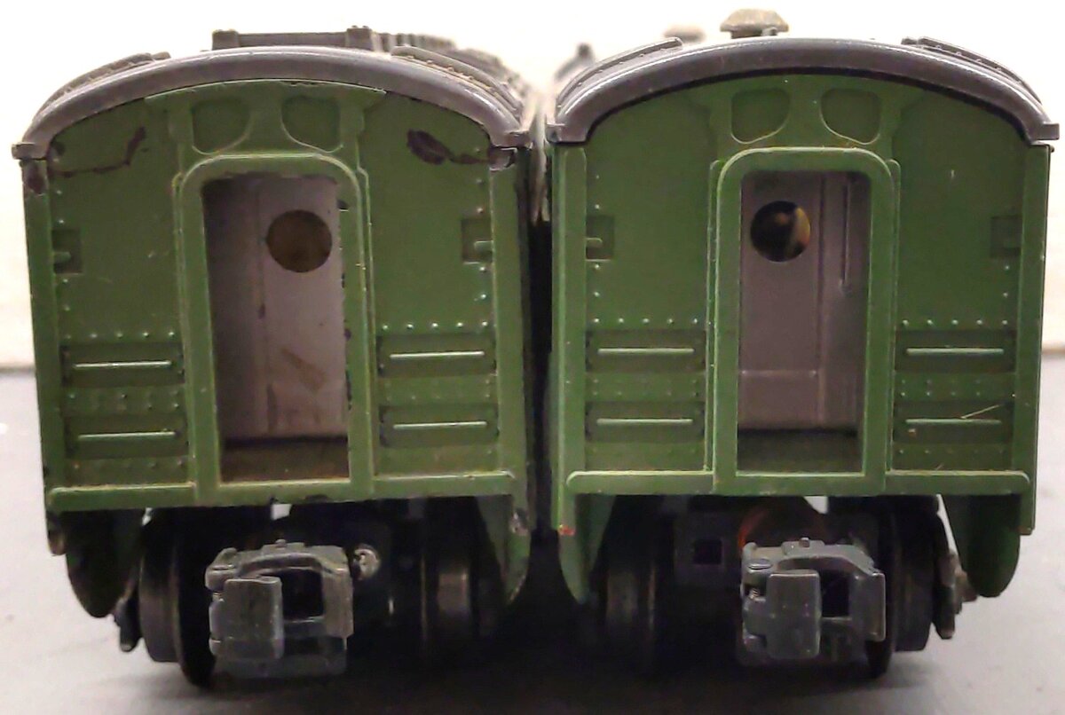 Lionel Vintage O Gauge Postwar Green/Gray Passenger Cars: 2401, 2402 [2]