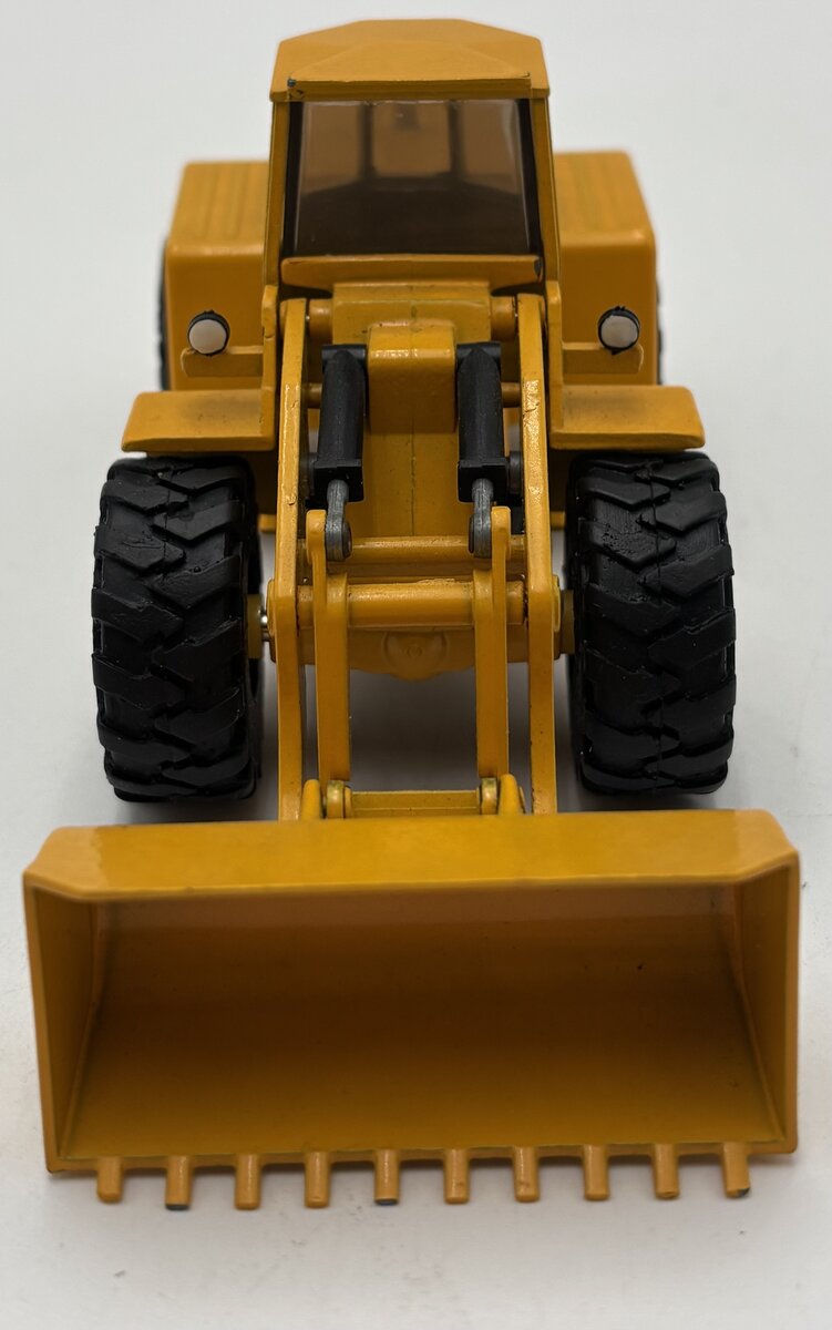 Cursor-Modell 569 1:50 MF Hanomag 66C Loader EX/Box