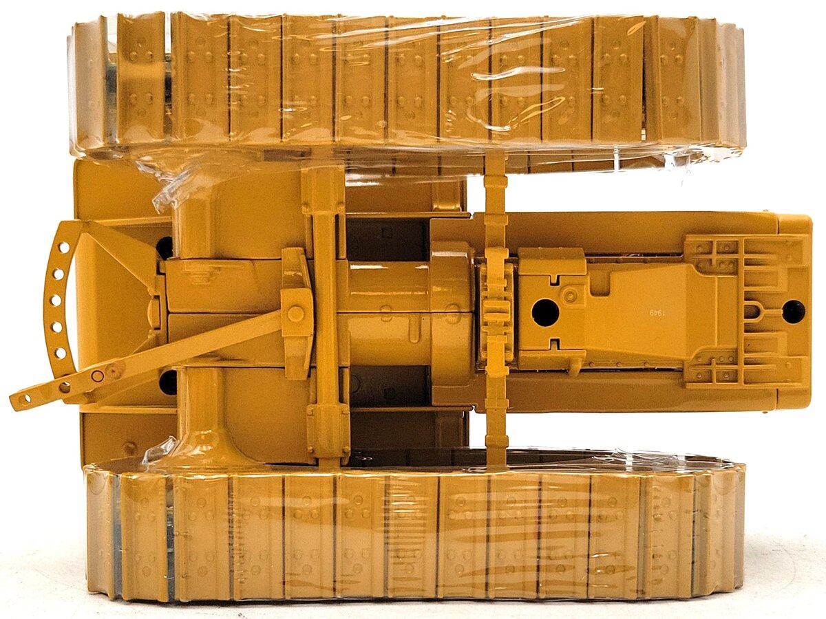 Spec-Cast CUST-1008 1:16 Caterpillar R2 Track-Type Tractor  NIB