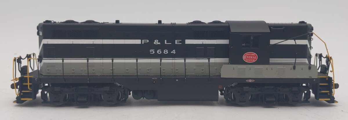 Atlas 20000229 HO New York Central System P&LE GP-7 Diesel Locomotive #5684 VG
