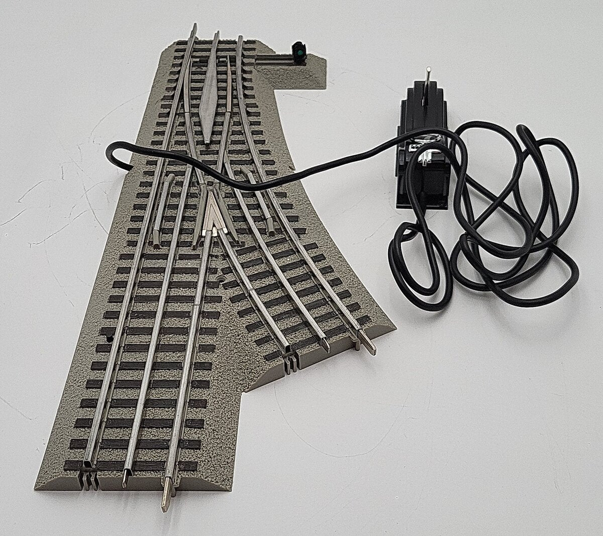 Lionel 6-81949 O Gauge O48 FasTrack Remote Left Hand Switch Turnout EX/Box