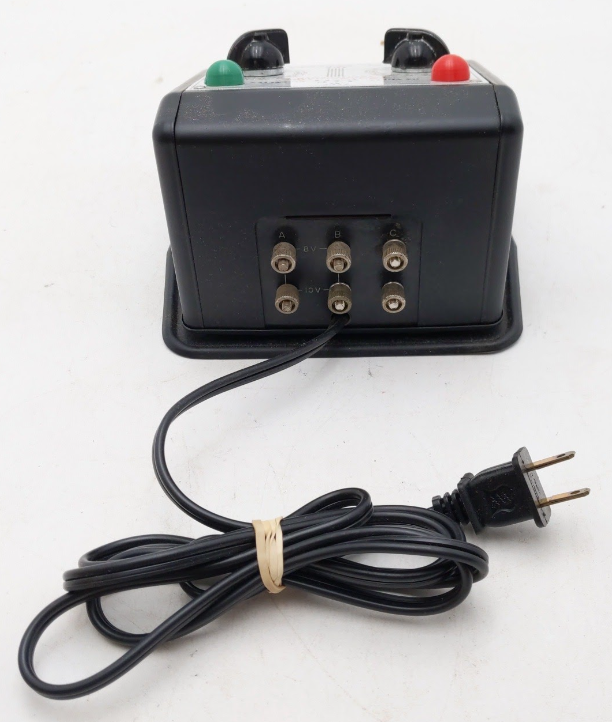 Lionel R Vintage O Prewar 100-Watt Transformer VG/Box