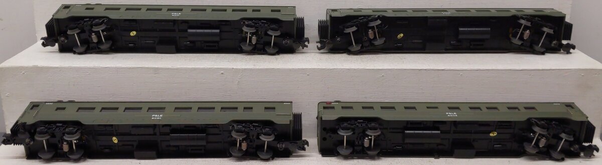 MTH 30-67141 O Pittsburgh & Lake Erie 60' Streamlined Passenger Set (Set of 4) EX/Box