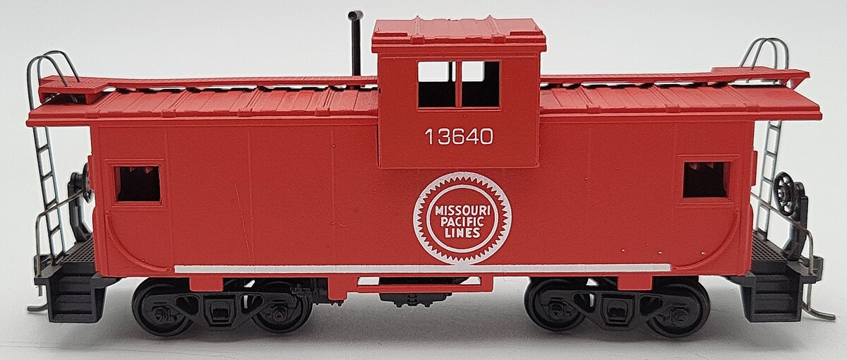 Athearn HO Scale Missouri Pacific Lines Wide Vision Caboose #13640 LN/Box