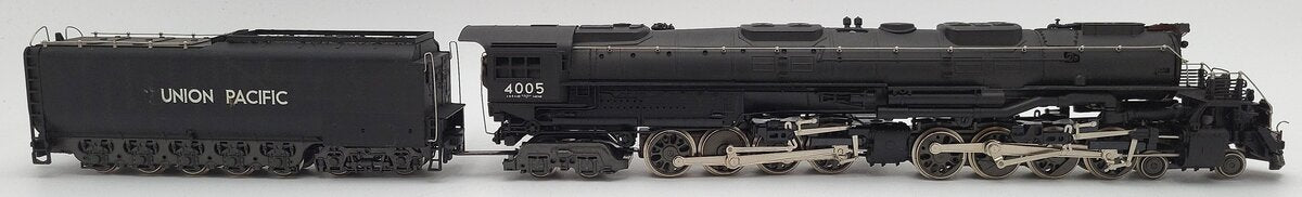 AHM 5114-B HO Scale Union Pacific Big Boy Steam Locomotive & Tender #4005 EX/Box