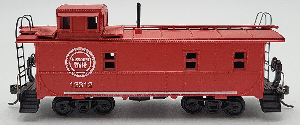 Athearn HO Scale Missouri Pacific Lines Caboose #13312 LN/Box