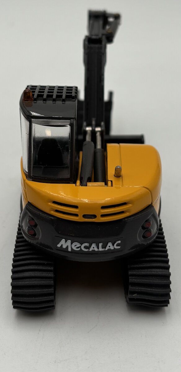 Conrad 2919 1:50 Mecalac 714 MC Track Excavator LN/Box
