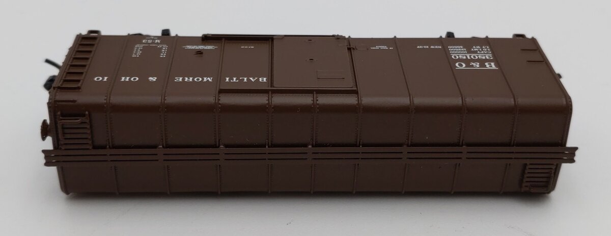 Fox Valley Models 90301 N Scale Baltimore & Ohio 40' Wagon Top Boxcar #530180