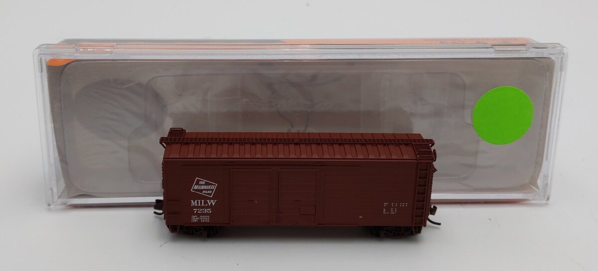 Fox Valley Models 9017-3 N Milwaukee Double Door Rib-Sided Boxcar #7235 LN/Box