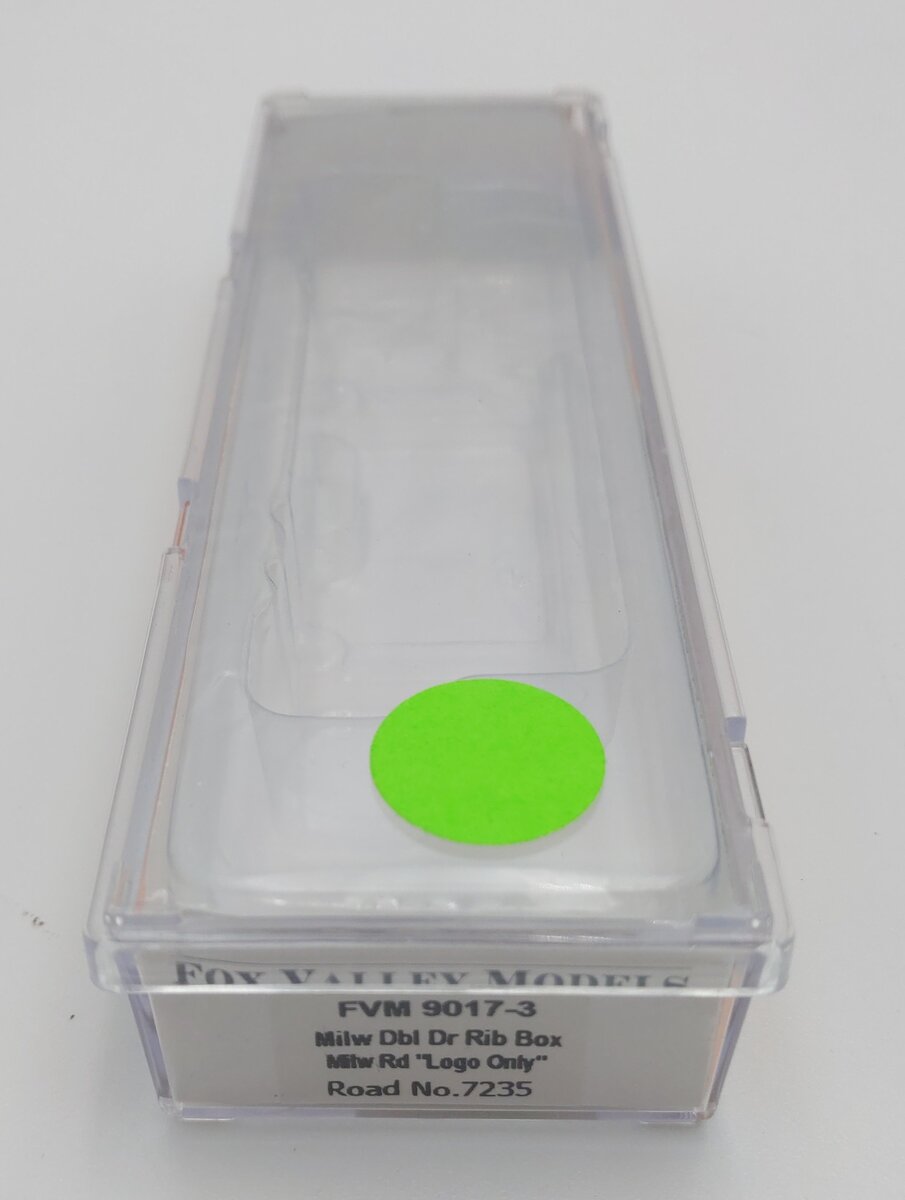 Fox Valley Models 9017-3 N Milwaukee Double Door Rib-Sided Boxcar #7235 LN/Box