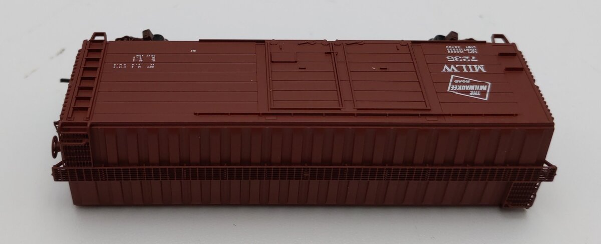 Fox Valley Models 9017-3 N Milwaukee Double Door Rib-Sided Boxcar #7235 LN/Box