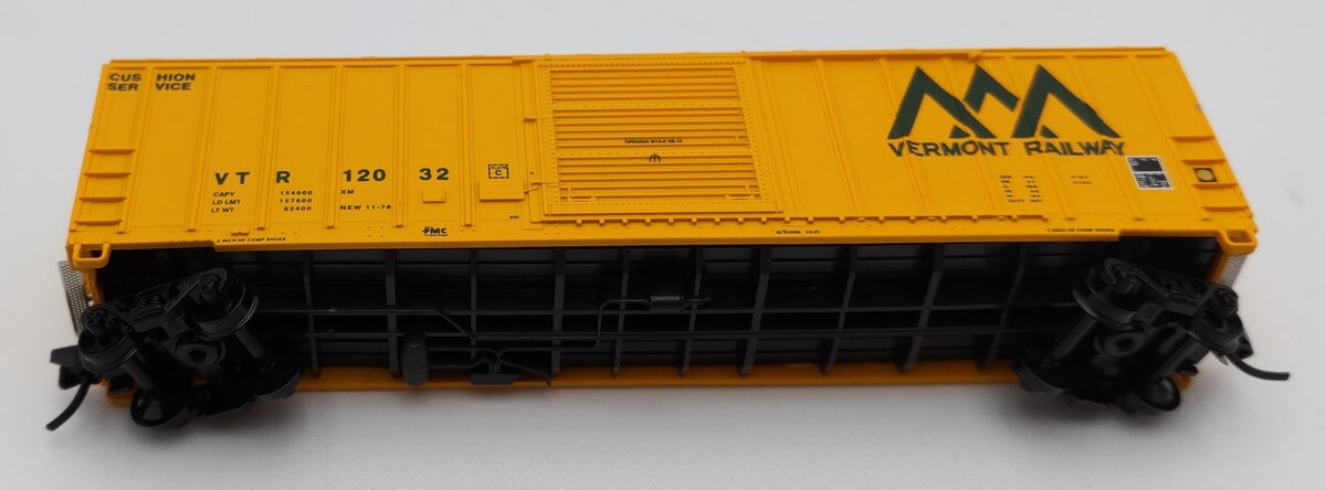 Fox Valley Models 8013-3 N Scale Vermont Railway FMC 5347 SD Boxcar #12032 LN/Box