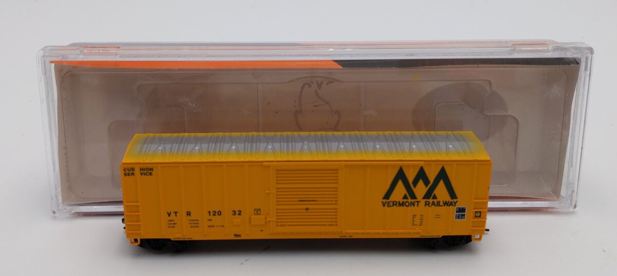 Fox Valley Models 8013-3 N Scale Vermont Railway FMC 5347 SD Boxcar #12032 LN/Box
