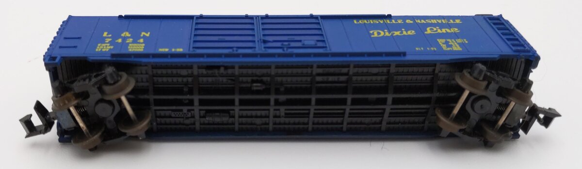 Atlas 2332 N Scale Louisville & Nashville 50' 2 Door Box Car #7424 LN/Box