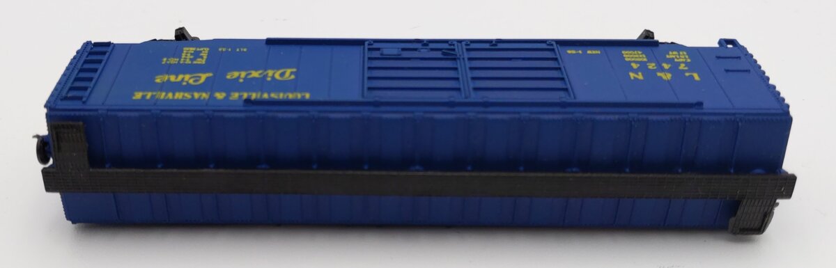 Atlas 2332 N Scale Louisville & Nashville 50' 2 Door Box Car #7424 LN/Box