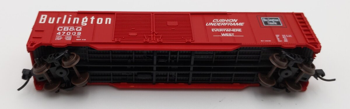 Atlas 36334 N Scale CB&Q 50' Double Door Boxcar #47009 LN/Box