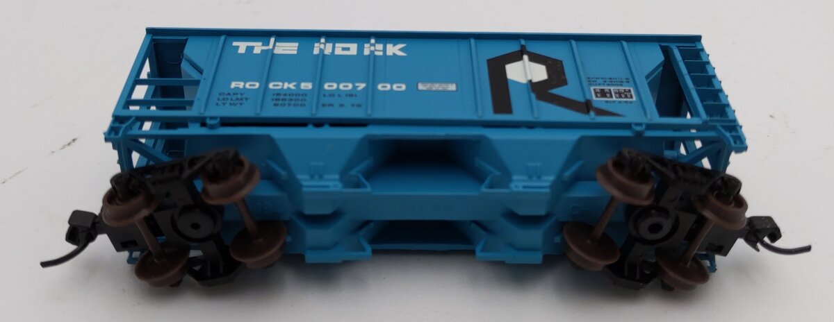 Atlas 31871 N Scale Rock Island PS-2 2-Bay Covered Hopper #500700 LN/Box