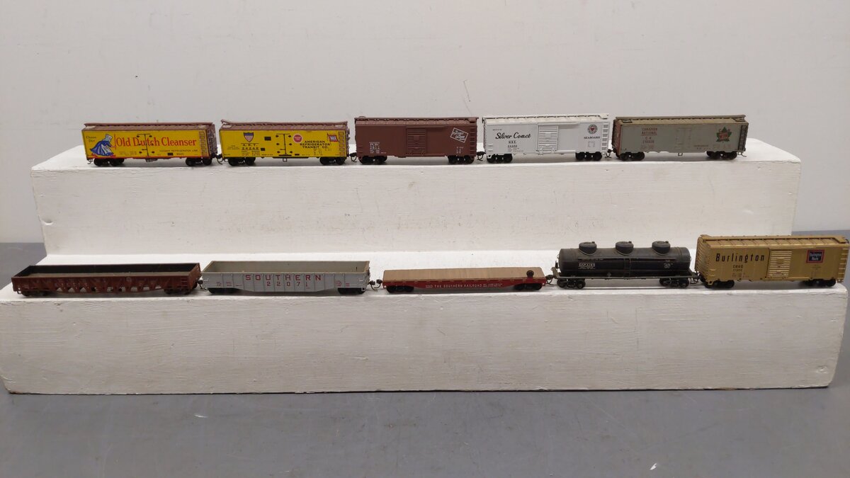 Varney, Lima & Other HO Scale Assorted Freight Cars: 24452, 22071, 342750 [10]