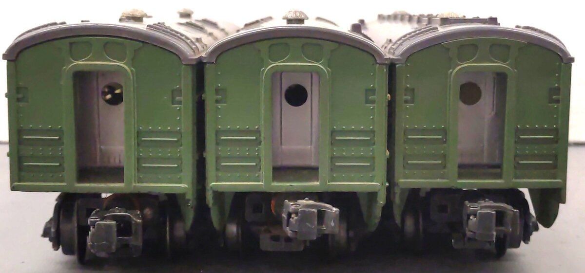 Lionel Vintage O Gauge Postwar Green/Gray Passenger Cars: 2400, 2401 [3] VG