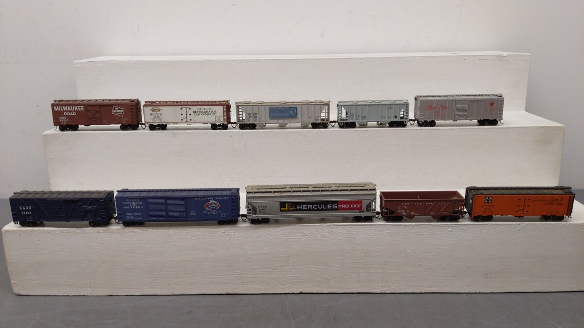 Mantua, Varney, & Other HO Scale Assorted Freight Cars: 4539, 26349, 50483 [10]