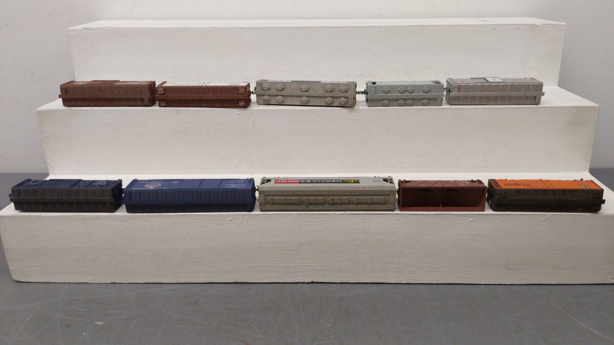 Mantua, Varney, & Other HO Scale Assorted Freight Cars: 4539, 26349, 50483 [10]