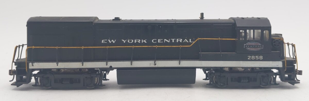 HO Scale NYC Powered Diesel Locomotive #2858 - Custom Painted