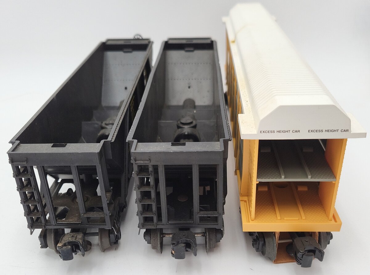 Lionel O Gauge Assorted Freight Cars and Flood Light: 6636, 9117, 16229 [4] EX
