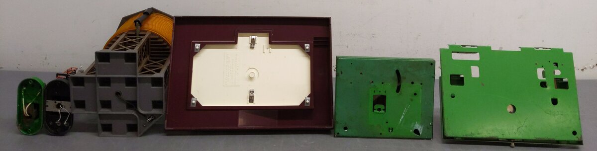 Lionel O Gauge Vintage Buildings & Acc: 132, 3656, 145, 154, 30, 153 [6] VG