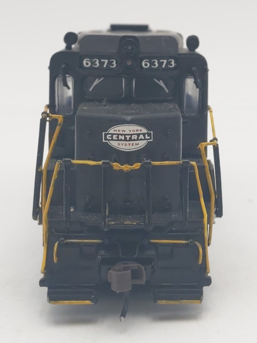 Bachmann HO Scale NYC Diesel Locomotive #6373 - Custom Painted