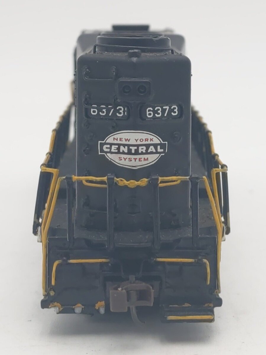 Bachmann HO Scale NYC Diesel Locomotive #6373 - Custom Painted
