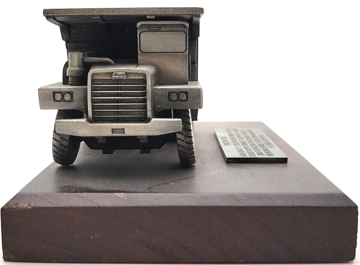 Hudson 1:48 Pewter Mack M-75SX Off-Highway Dump Truck LN/Box