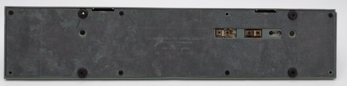 Lionel 362 Vintage O Operating Barrel Loader Ramp EX/Box