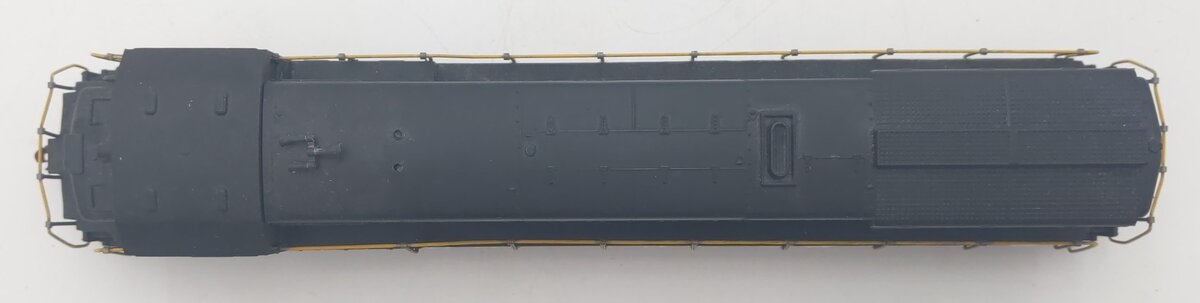 HO Scale NYC Powered Diesel Locomotive #2823 - Custom Painted