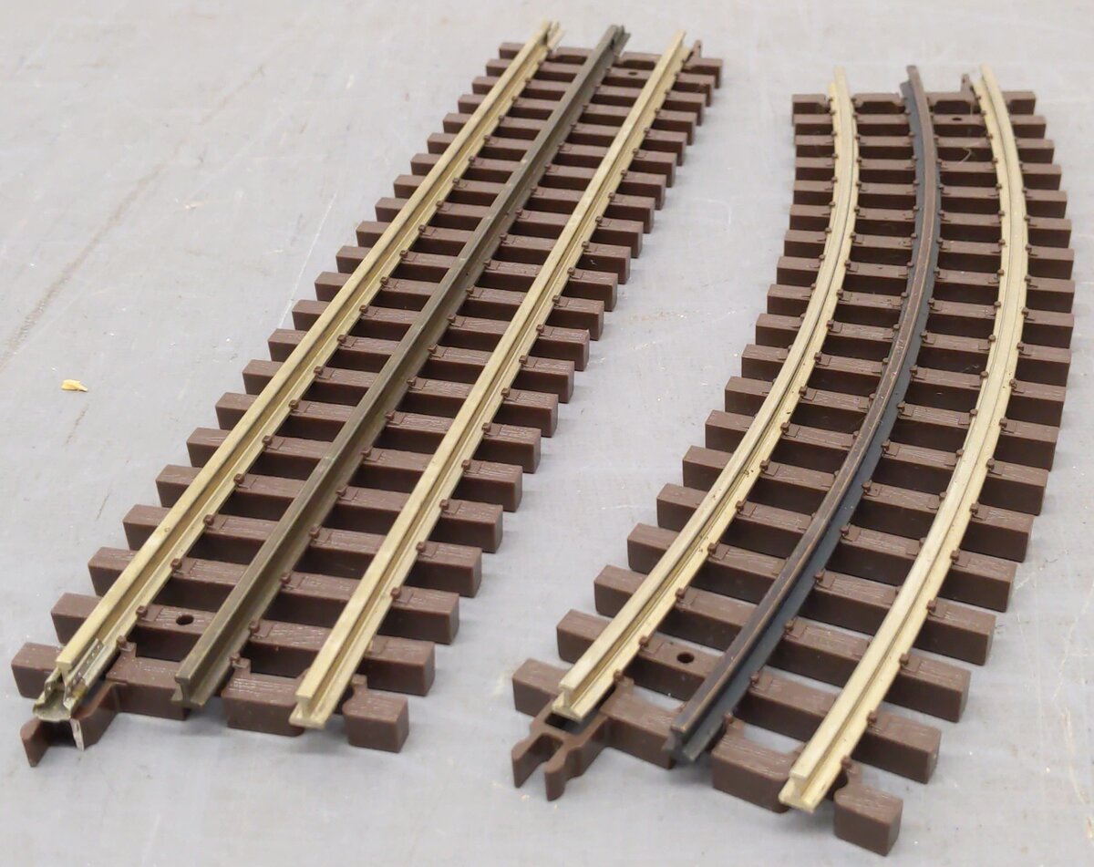 Atlas 6001 O Gauge 3-Rail Nickel Silver Track Starter Set (Pack of 16) EX/Box