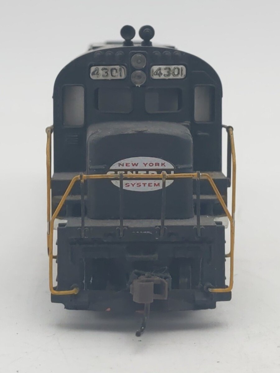 Mantua T.Y.C.O. HO Scale NYC Powered Diesel Locomotive #4340 - Custom Painted