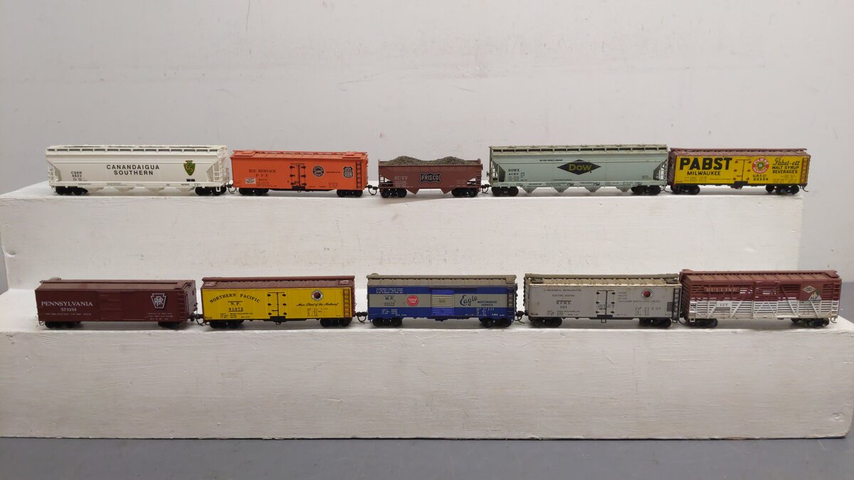 Varney & Others HO Scale Assorted Freight Cars: 4057, 4623, 101, 91736 [10]
