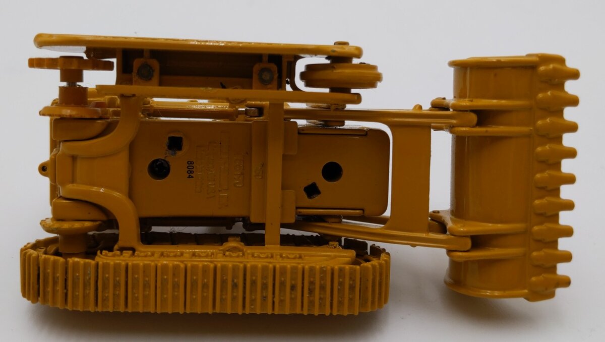 Norscot 55170 1:50 Scale Caterpillar 977 Assembled Traxcavator Assembled VG
