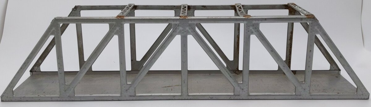 Lionel 316 Vintage O 24 Inch Stamped Metal Trestle Bridge EX