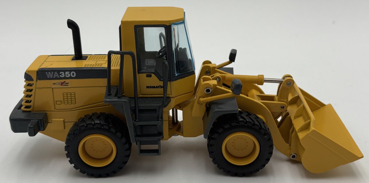 Komatsu 1:50 WA350 Wheel Loader LN/Box