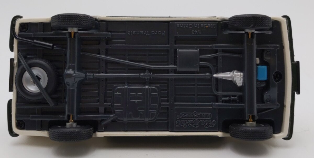 Minichamps 4000082490 1:43 Die-Cast 1971 Ford Transit Bus 