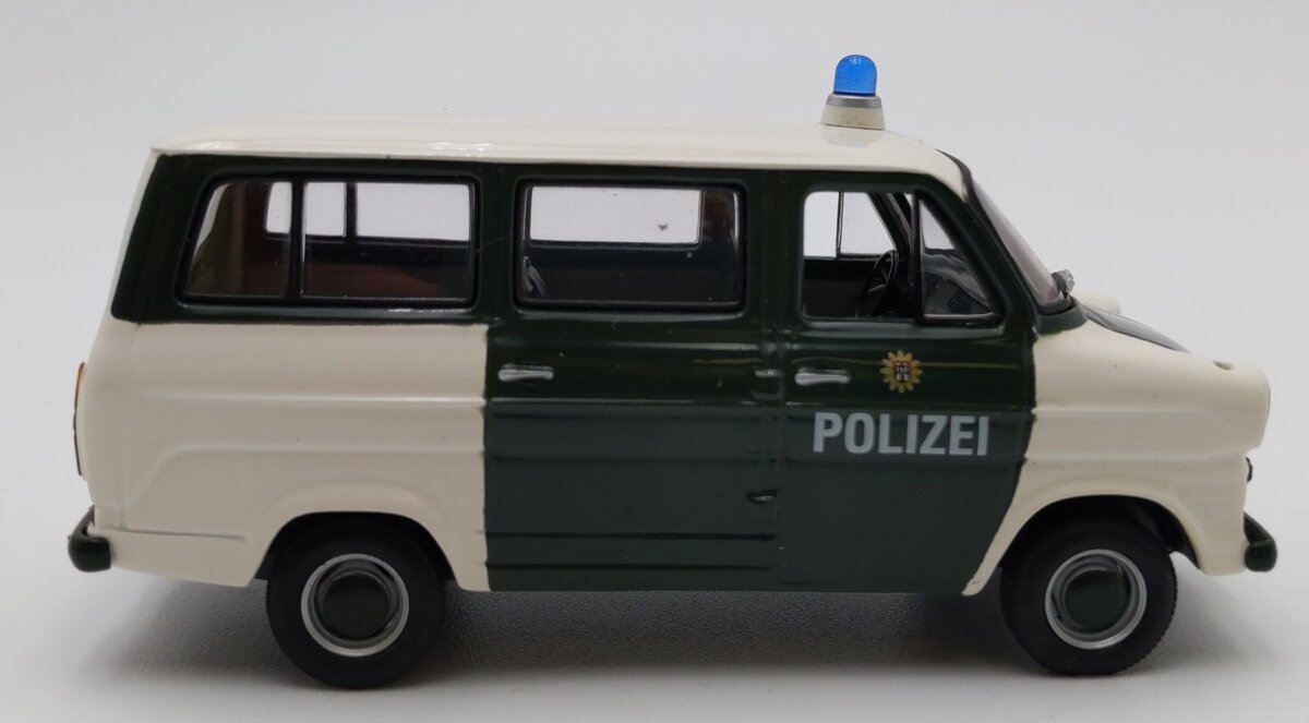 Minichamps 4000082490 1:43 Die-Cast 1971 Ford Transit Bus 