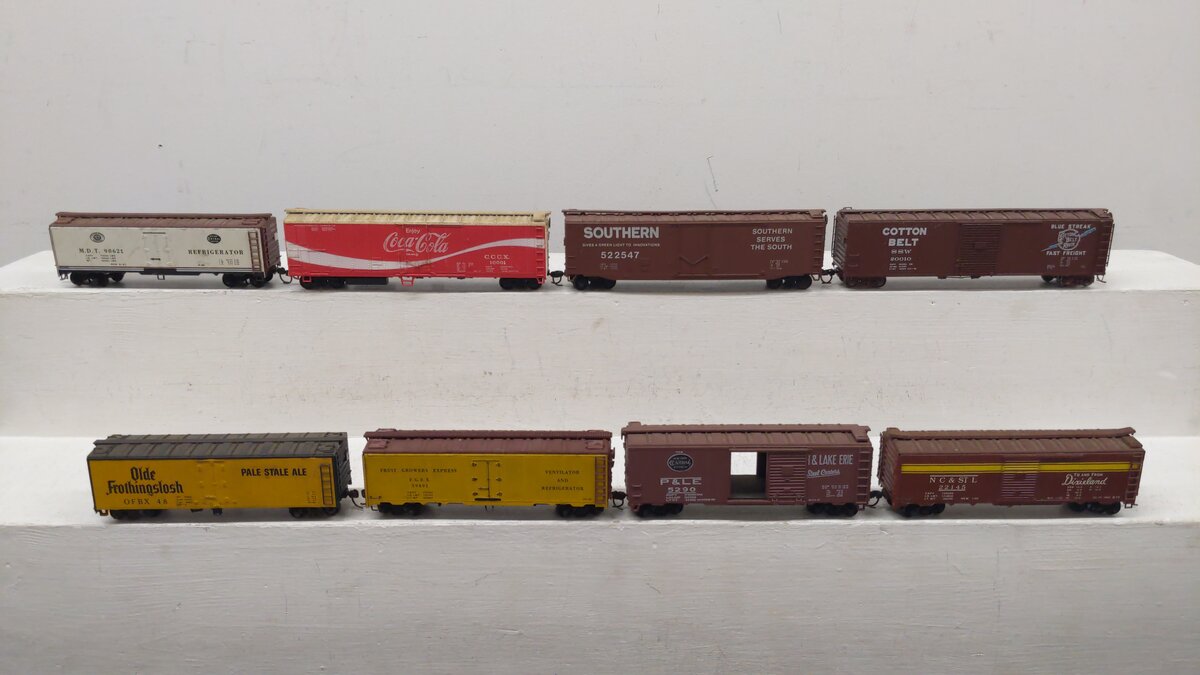 Varney, Mantua, & Other HO Scale Assorted Freight Cars: 20010, 522547, 10001 [8]